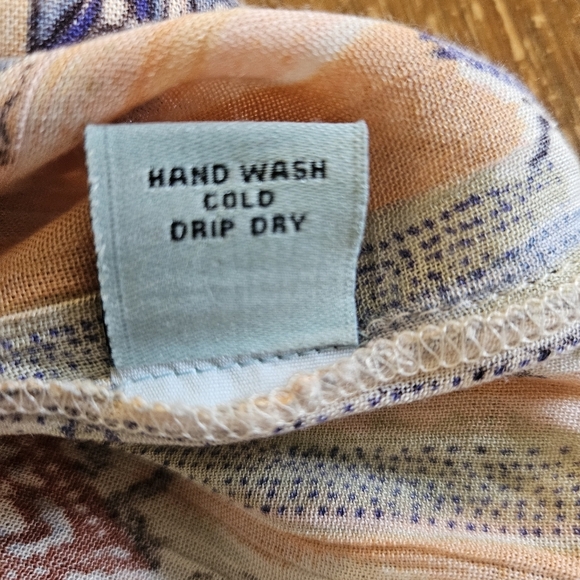 Nostalgia Women's Vintage 90s Multicolor Boho High-Low Sleeveless Blouse, Large - Picture 9 of 11